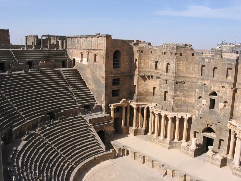 مسرح بصرى وقلعتها