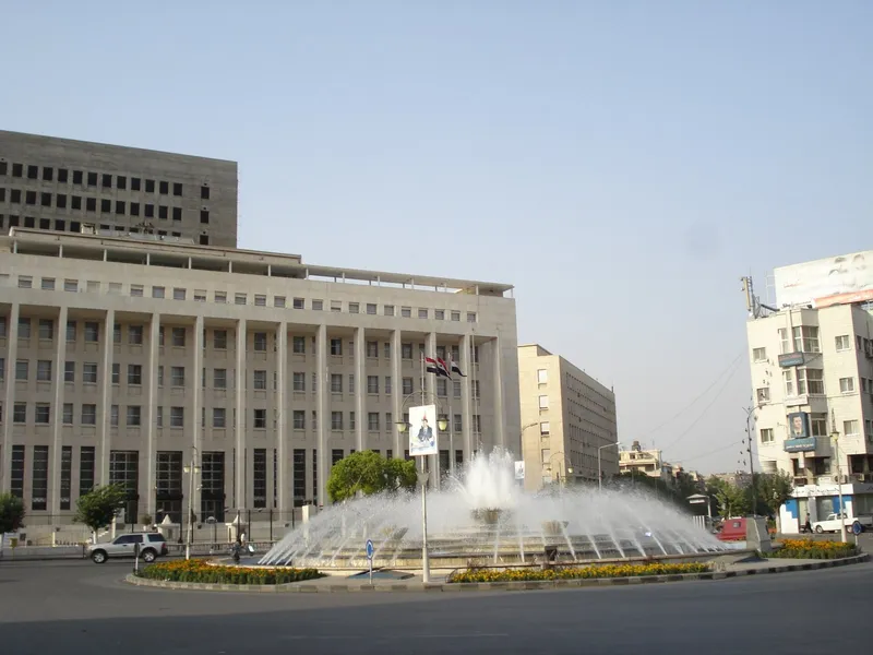ساحة السبع بحرات