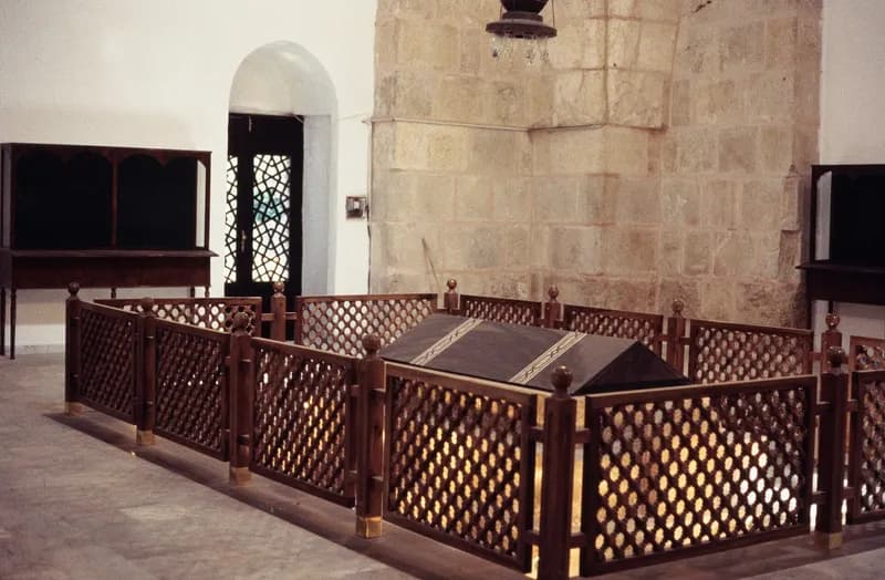 المدرسة العادلية